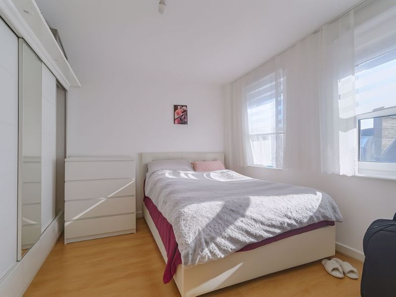 Photo 26- click for photo gallery